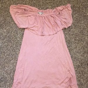 Pink off or on the shoulder dress